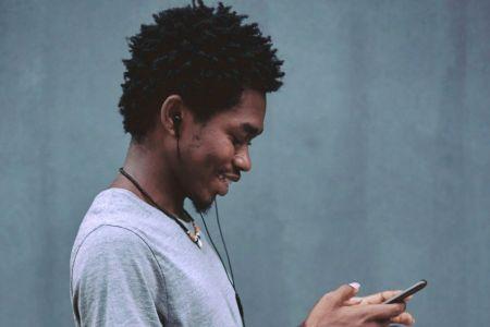 Intelsat connecte les tours télécoms aux satellites en Afrique de l’Ouest